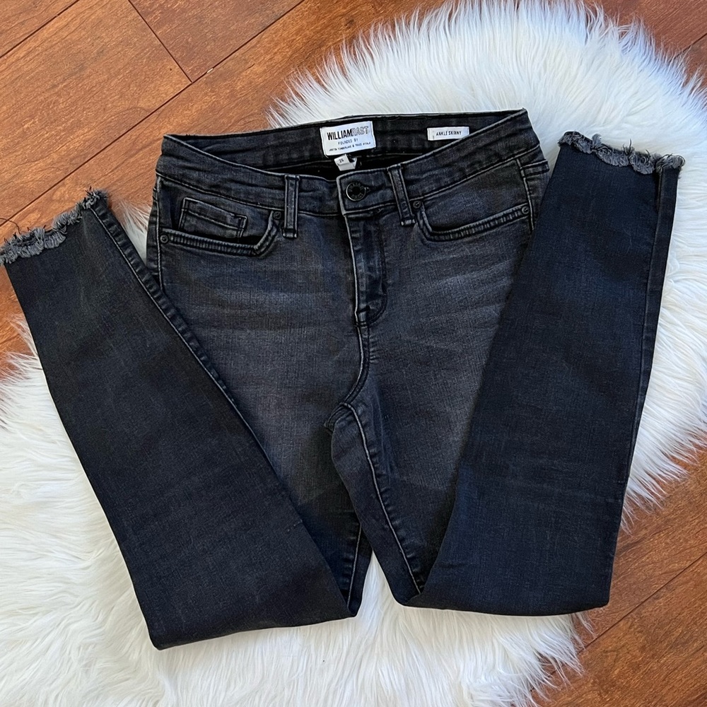 William Rast Black Raw Hem Stretch Ankle Skinny Jeans, Size 26
